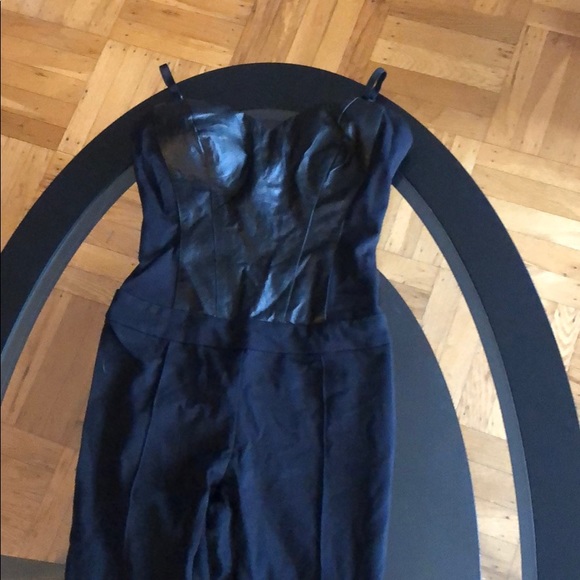 bebe - Picture 2 of 7